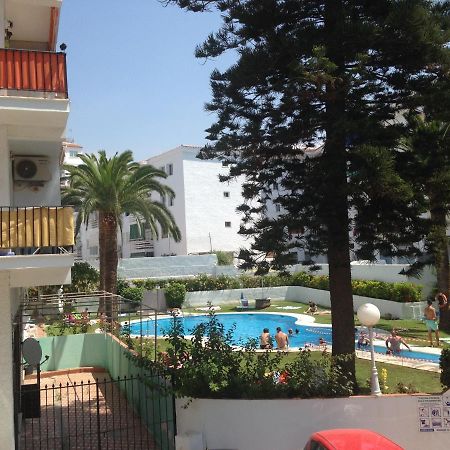 Chez Alison! Central Nerja Apt Экстерьер фото