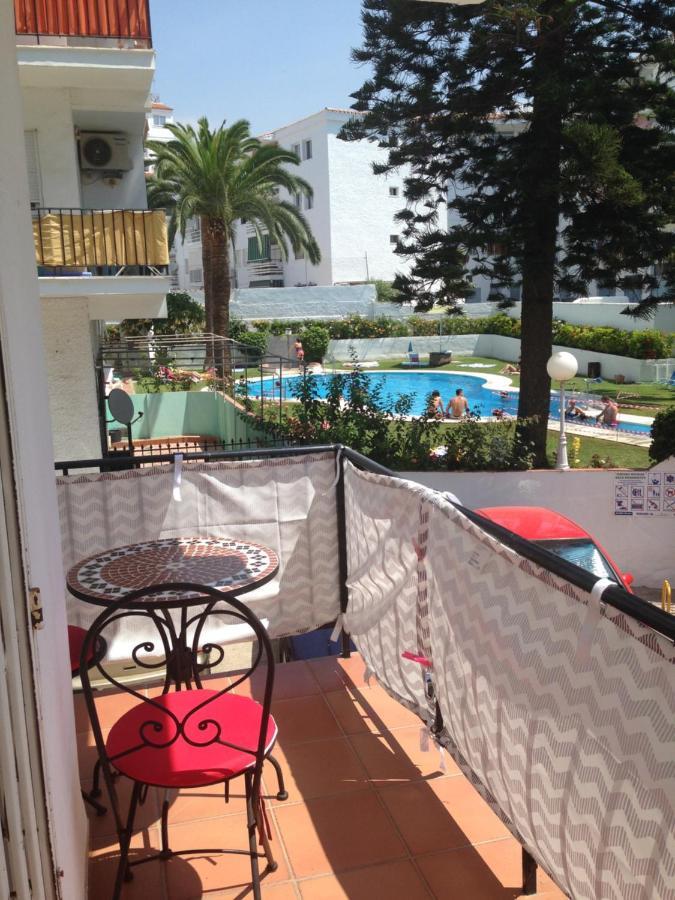 Chez Alison! Central Nerja Apt Экстерьер фото