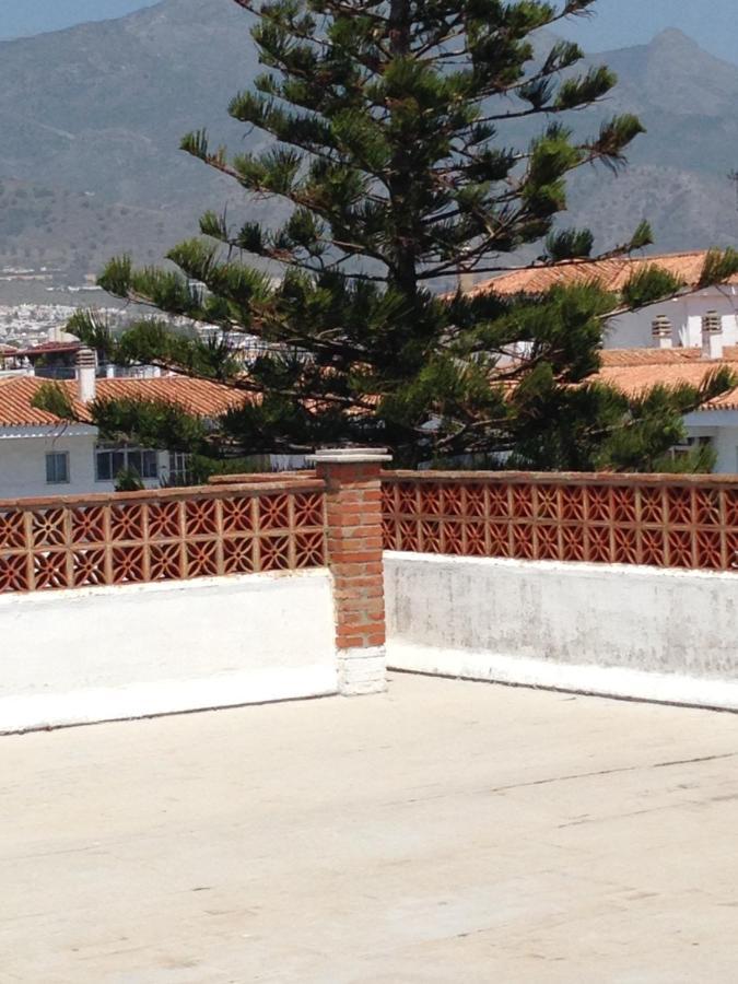Chez Alison! Central Nerja Apt Экстерьер фото