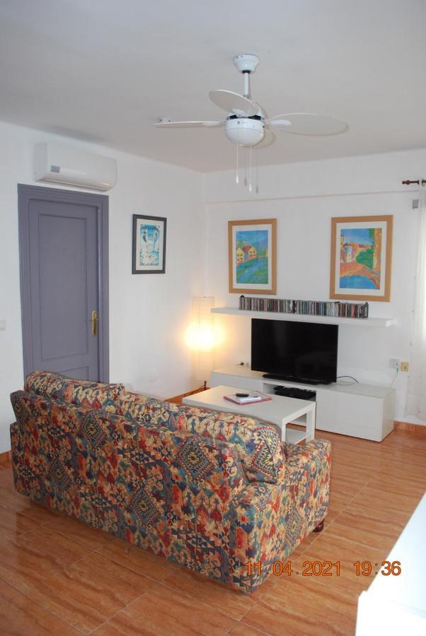 Chez Alison! Central Nerja Apt Экстерьер фото